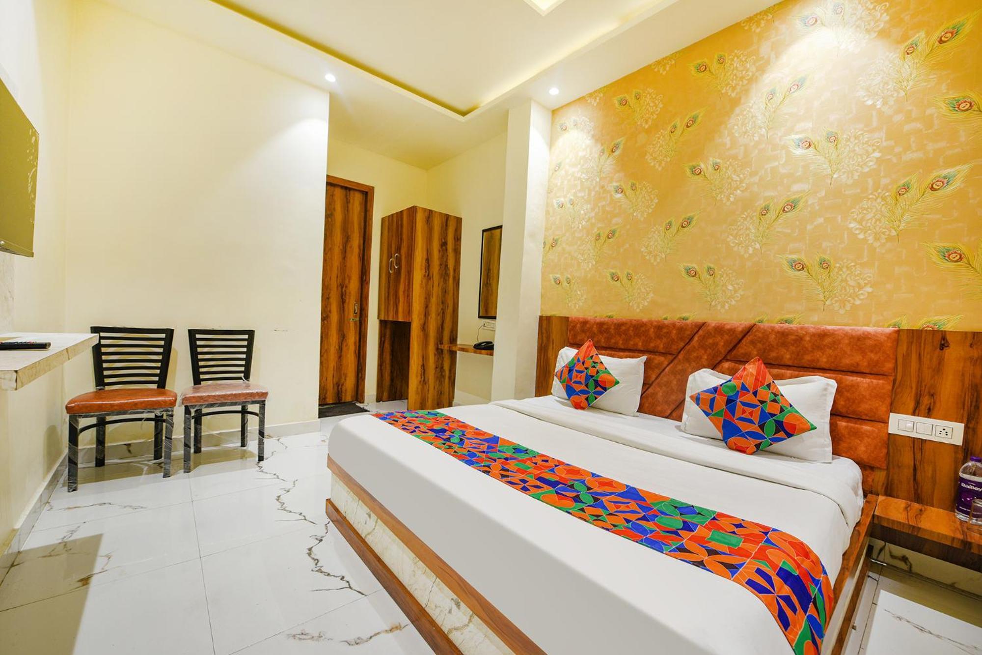 אמריצר Fabhotel Dm Residency מראה חיצוני תמונה